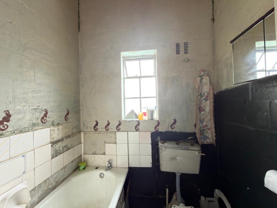 5 Bedroom Property for Sale in Belhar Western Cape